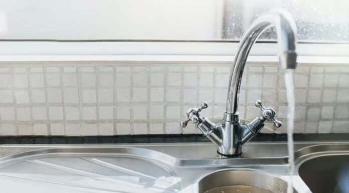 Unclog Your Pipes: A Super-Affordable, Super-Clean DIY Solution.