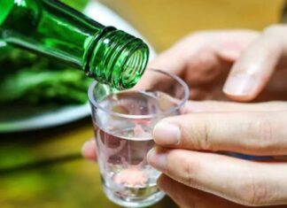 4 Foods You Should Never Pair With Alcohol: Avoid These Dangerous Combinations