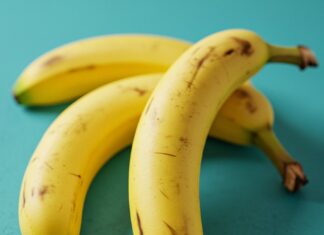 The Ultimate Guide: Food Combos to Avoid with Bananas for a Healthy You