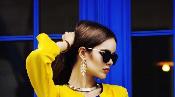 “Styling Your Way to Success: A Zodiac Guide to Fashion and Fortune”