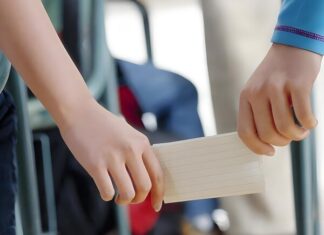 Teens in Their First Relationships Love These 4 Gifts, Parents Take Note!