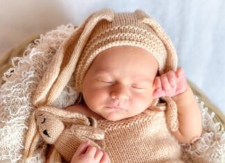 “5 Tell-Tale Signs of a Bright Future: How Your Child’s Intelligence and Wealth Are Intertwined”