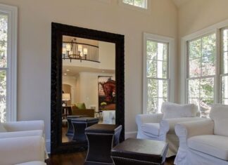 3 Things to Avoid Placing in Front of Your House and 4 Plants to Keep Out of Your Garden