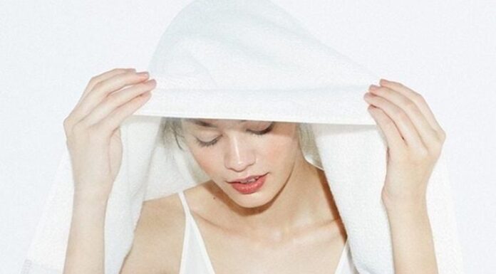 8 Simple Tips to Get Rid of Acne and Achieve Clear, Glowing Skin