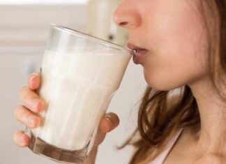 5 Bedtime Drinks to Soothe and Induce Sleep: Especially the Second One!