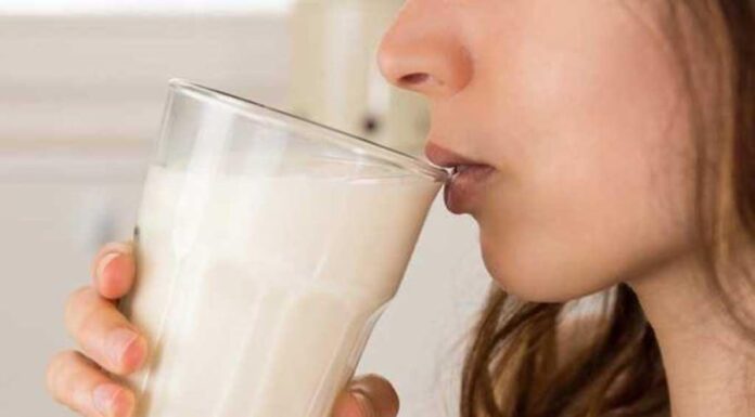 5 Bedtime Drinks to Soothe and Induce Sleep: Especially the Second One!