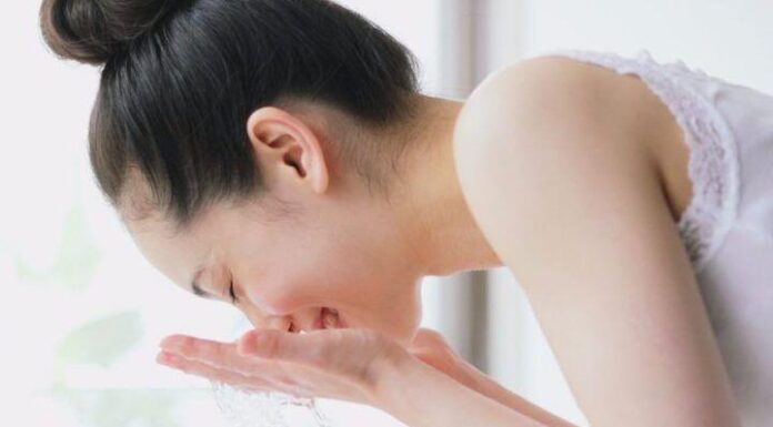 The Sun-kissed Skin Saviors: Avoid These 2 Drinks and Opt for These 4 Quenchers