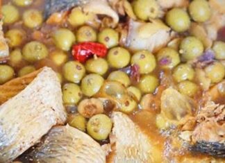 Add This One Fruit to Your Fish Tank: Neutralizes Fishy Odor, Adds Essential Fiber and Nutrients