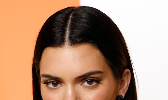 The Latest Hair Trends: Celebrities Embrace Blunt Bobs and Jellyfish Cuts