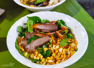 The Ultimate Beef Jerky Salad: A Local Favorite for 26 Years at Thanh Ha Market