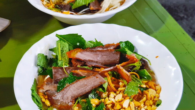The Ultimate Beef Jerky Salad: A Local Favorite for 26 Years at Thanh Ha Market