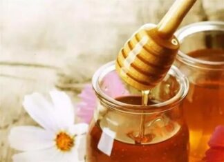 The Ultimate Guide to Honey Consumption: Timing and Precautions for Optimal Health Benefits