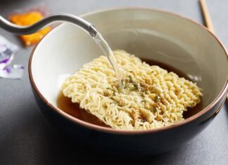 “Double the Benefits, None of the Guilt: The Ultimate Guide to Enjoying Instant Noodles”
