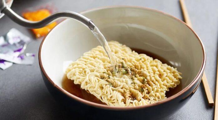 “Double the Benefits, None of the Guilt: The Ultimate Guide to Enjoying Instant Noodles”
