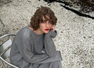 The Ultimate Guide to Elegant Fall Knitwear: Your Go-To Styles for Work and Play