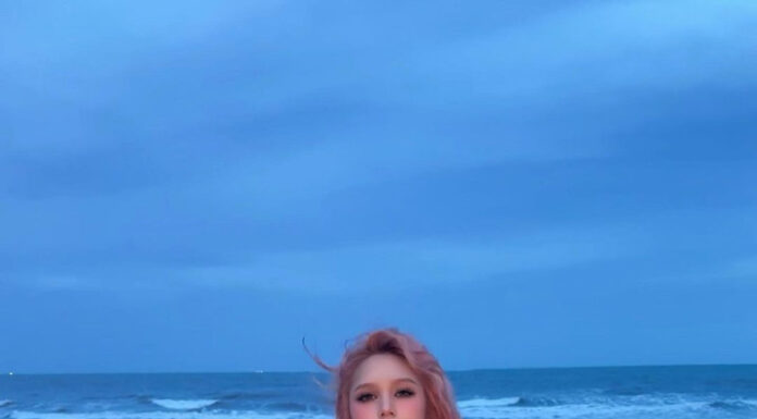 “Gil Lê’s 2002-born girlfriend stuns in a figure-hugging dress, her youthful silhouette has everyone talking.”