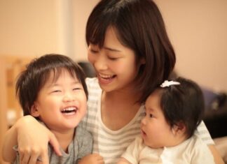 Is It Right to Raise Boys and Girls Differently? Expert Advice on Nurturing Successful Children.