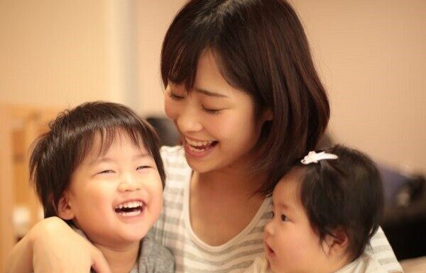 Is It Right to Raise Boys and Girls Differently? Expert Advice on Nurturing Successful Children.