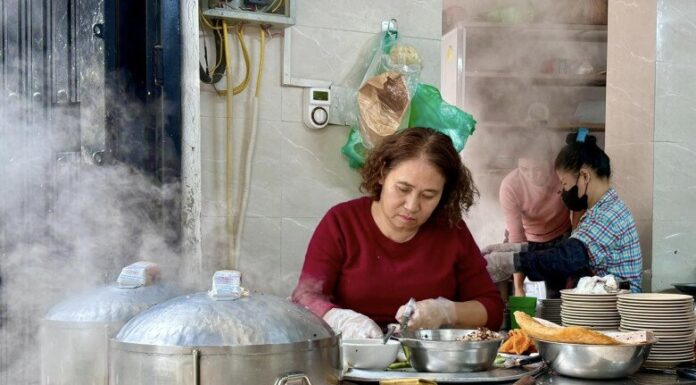 The Michelin-Starred Vietnamese Restaurant: Explore 4 Other Delicious Spots in Hanoi for Equally Tasty Treats!