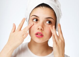 The Ultimate Guide for Women: 4 Golden Opportunities for Flawless Skin Care Throughout Your Cycle