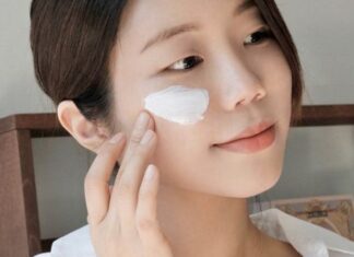 5 Simple Habits to Slow Down Aging and Get That Smooth Skin