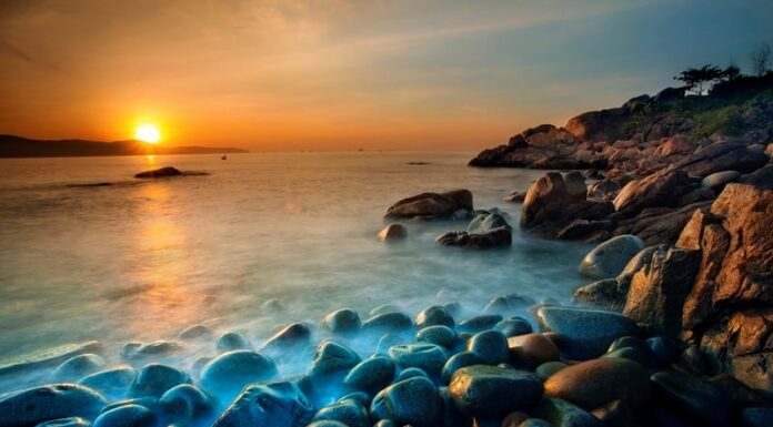 A Glimpse into the Past: Unveiling the Alluring Beach once owned by the Empress of Nam Phương