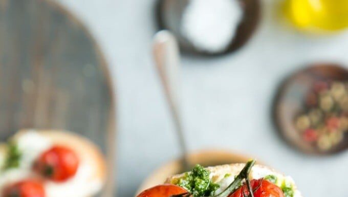 9 Foods That Boost Collagen and Slow Down Aging