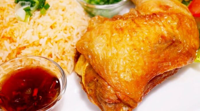 How Many Calories Are in Chicken Rice With Gravy? Can I Eat a Lot Without Gaining Weight?