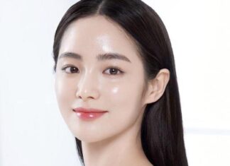 “Unlocking Flawless Radiance: Discover the Ultimate Aloe Vera and Rose Beauty Regimen”