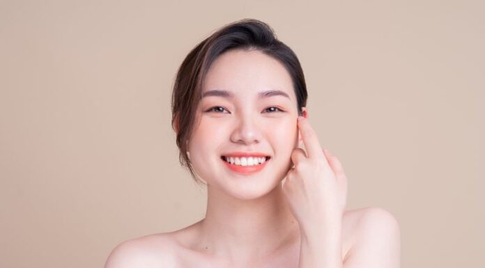 The 3 Fundamentals of Using Cold Water to Cleanse Your Face Daily