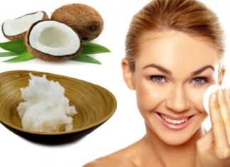 The Amazing Benefits of Applying Coconut Oil to Your Skin Before Bedtime