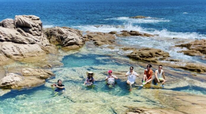 “The ‘Robinson Crusoe’ Island Escape in Phu Yen: A Tranquil Haven for Sunset Camping and Soulful Solace”