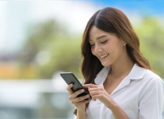 The Magic of Smart Phone Usage: Look 10 Years Younger, It’s Not a Myth but Backed by Science