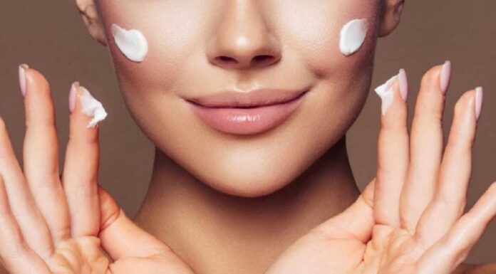 6 Moisturizing Mistakes: How You May Be Aging Your Skin