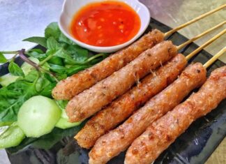 The Capital’s Culinary Delights: Unveiling Hanoi’s Old Quarter’s Top 5 Midnight Munchies