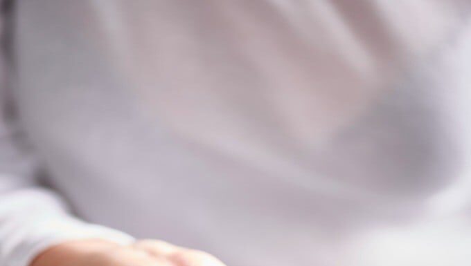 5 Super Seeds to Snack on This Holiday Season Without Packing on the Pounds