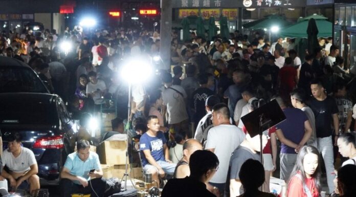 The Ghost Market at the Heart of a Modern City: Trading in the Dark