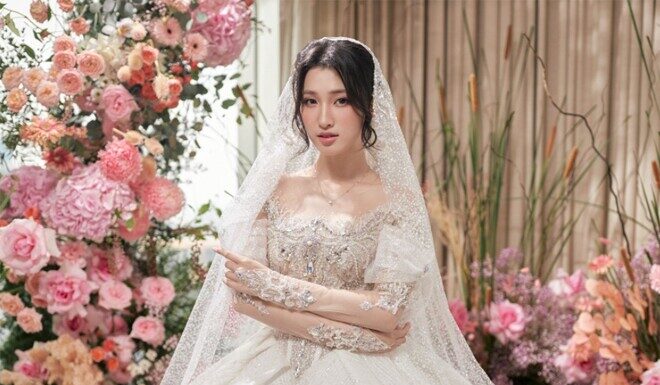 “The Style Contrast Between Phuong Nhi and Luong Thuy Linh: Embracing Individual Sensibilities”