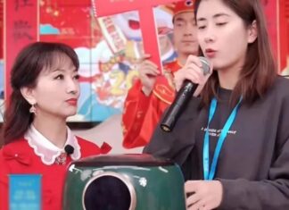 “The Screen Goddess of Mercy”: Struggling to Make Ends Meet, Streaming to Survive.