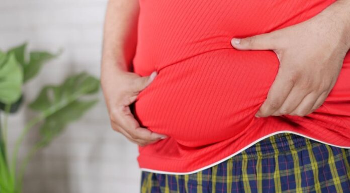 Why Do Some People Gain Weight Even When They Don’t Eat Much?