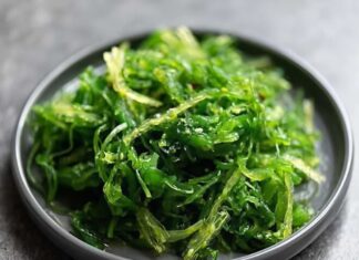 Unlock the Secret to Longevity: Discover the Two Vegetables That Are the Key to a Long Life, as Seen in Japan and Found in Vietnamese Markets, Starting at Just 5,000 VND.