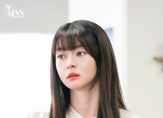 4 Natural and Youthful Hairstyles for a Busy Day