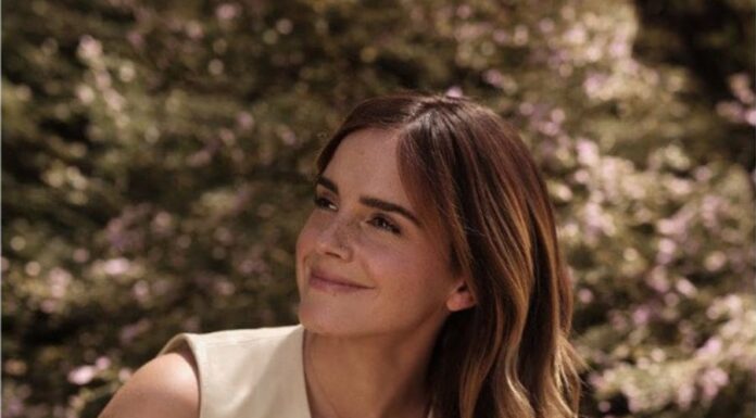 7 Ageless Hairstyles for Women Over 40: Look Youthful and Chic