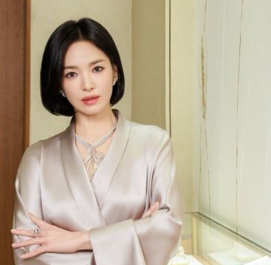 The Ultimate Guide to Song Hye Kyo’s Favorite Hairstyles: Unveiling the Secrets to Her Versatile Looks