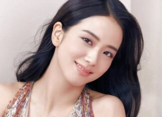 “Rejuvenate and Restore: A Guide to Revitalizing Your Skin This Holiday Season”