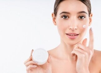 “The Ultimate Guide to Ageless Beauty: Four Essential Ingredients for Women Over 40 to Achieve Youthful Radiance.”