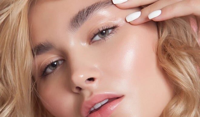 The Ultimate Guide to a Flawless Festive Look: 6 Simple Steps