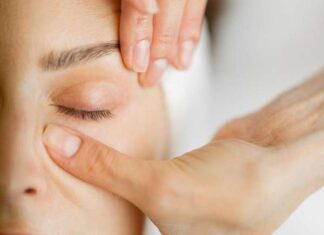 The Ultimate Nighttime Skincare Ritual: 5 Facial Massages for a Firmer, Glowing Complexion