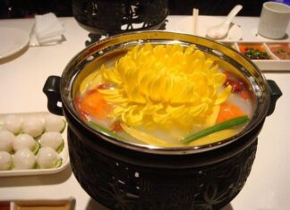 The Ultimate Feast: Indulging in the Exclusive Delicacies of the Qing Dynasty Emperors