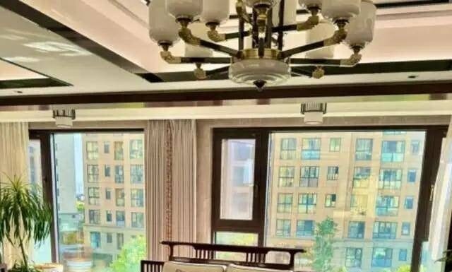 The Unspoken Floors: An Insider’s Guide to Smart Condo Investing